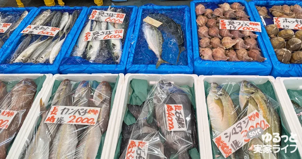 那珂湊のヤマサ水産さんの店頭の魚の写真